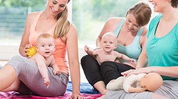Cura del bebè + Salute + massaggio del bebè + massaggio