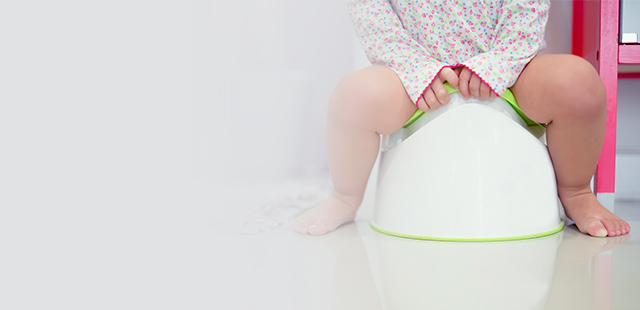 Bambino + educazione al vasino + imparare a usare il vasino